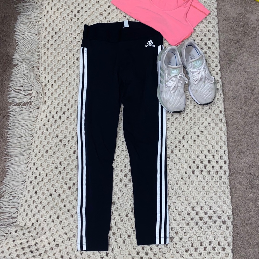 Adidas cloth leggings